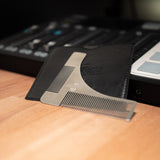 Bartschablone aus Metall mit Kamm